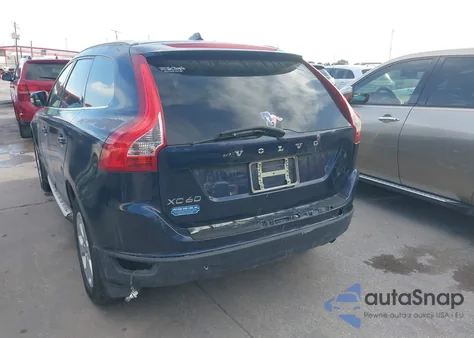 2013 Volvo Xc60 3.2/3.2 Platinum/3.2 Premier/3.2 Premier Plus z USA, uszkodzony, nr VIN YV4952DL4D2403480